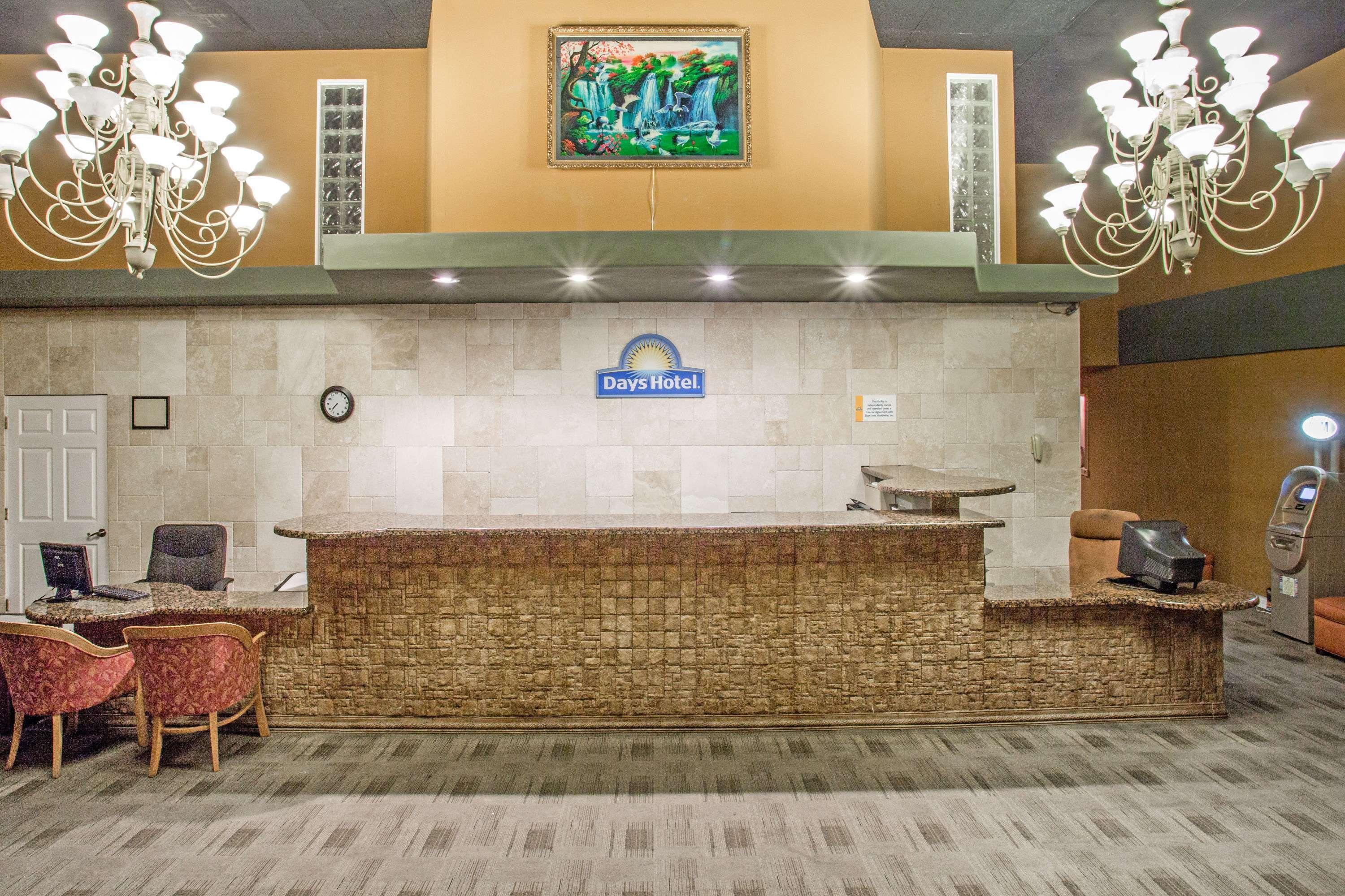 Days Hotel By Wyndham Peoria Glendale Area Exterior photo